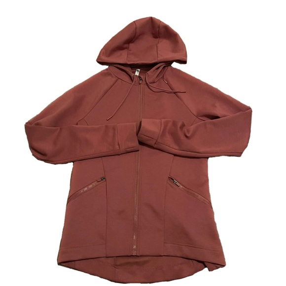 Fabletics Sammy Dark Rouge Hooded Hi-Low Zip Multi Pocket Jacket Women’s XS - Picture 4 of 6